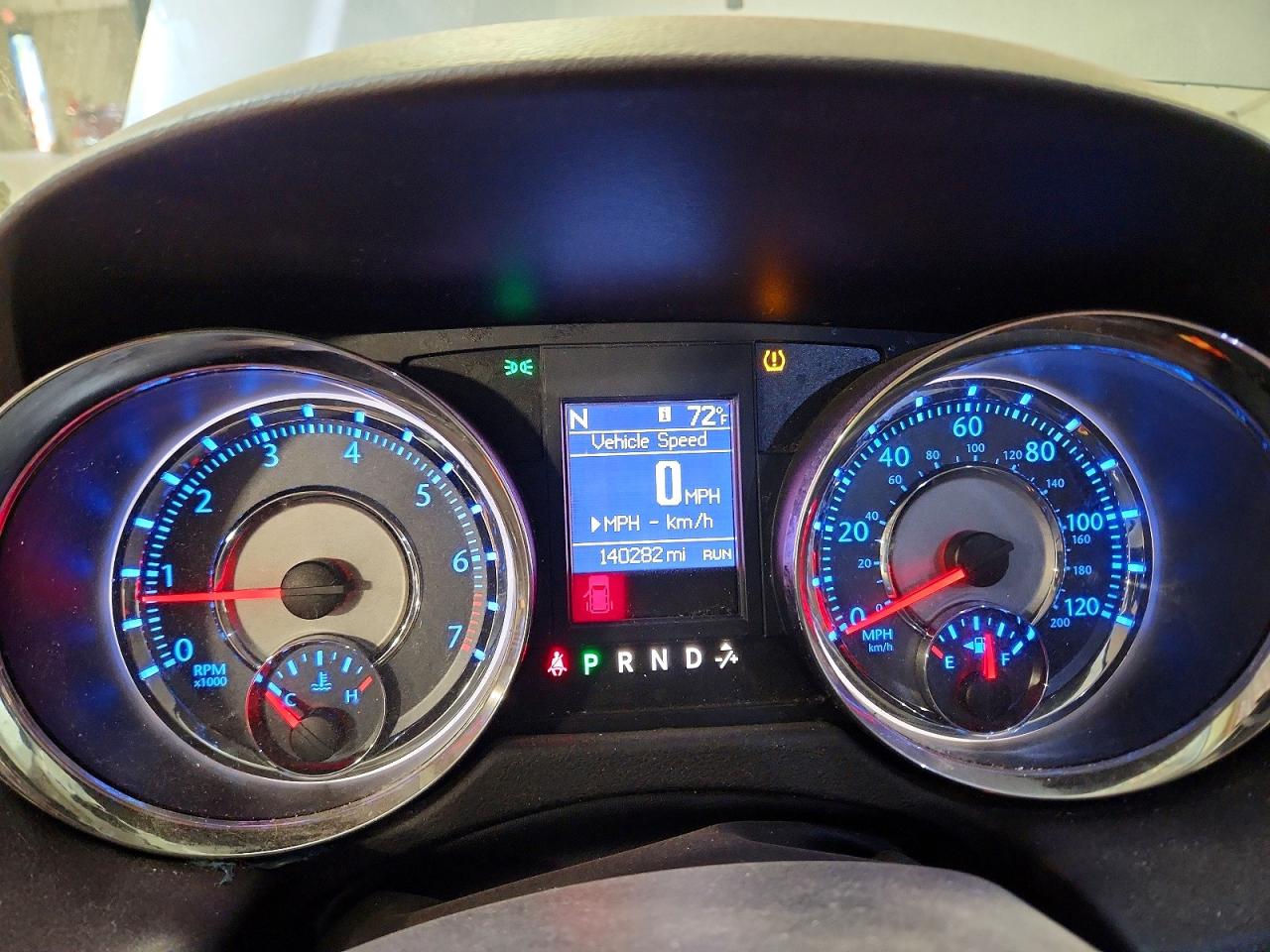 2013 CHRYSLER TOWN & COUNTRY TOURING photo 9