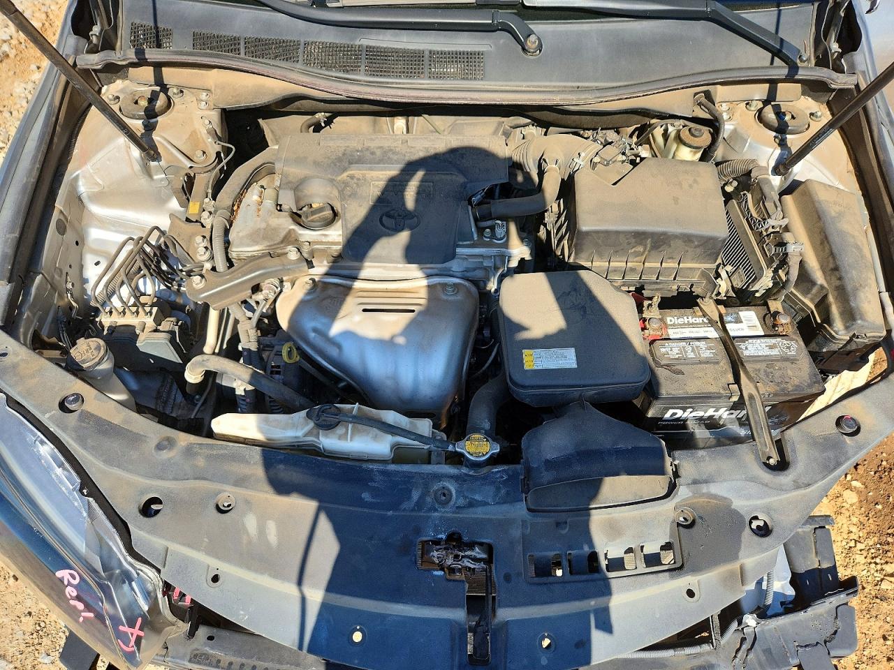 2015 TOYOTA CAMRY LE photo 21