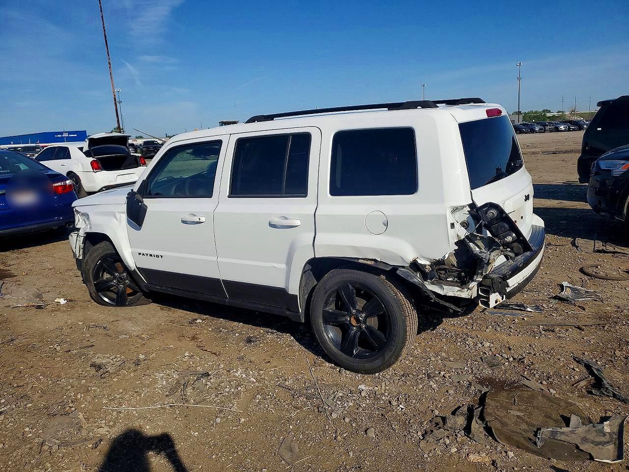 2015 JEEP PATRIOT photo 3