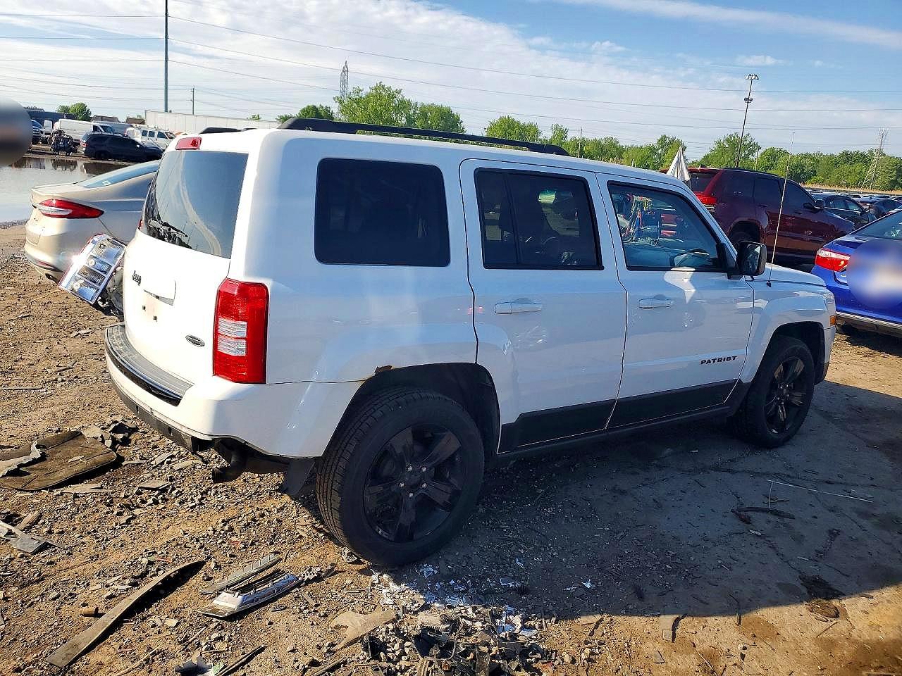 2015 JEEP PATRIOT photo 5