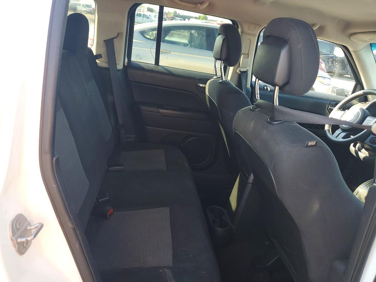 2015 JEEP PATRIOT photo 21