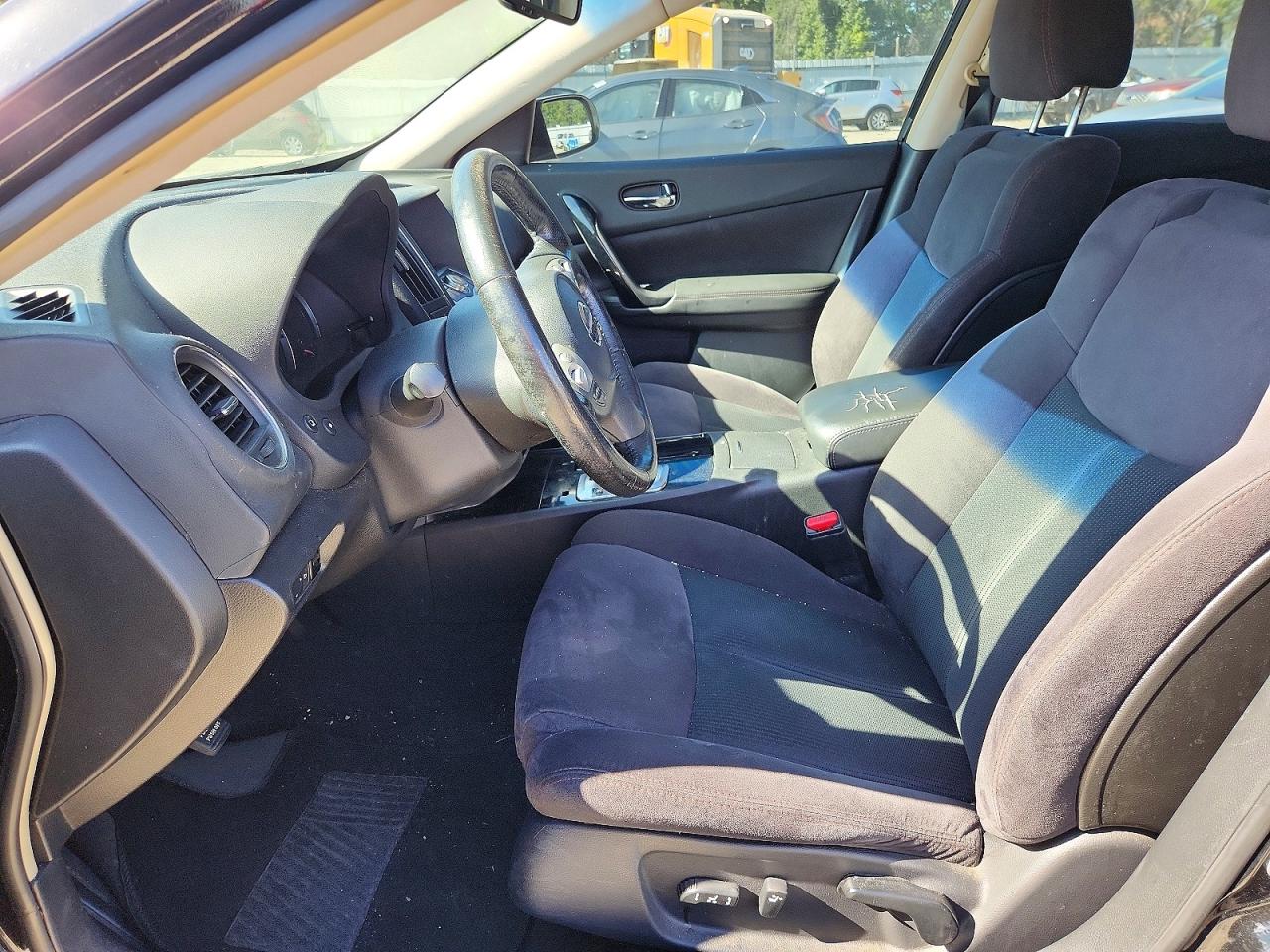 2010 NISSAN MAXIMA 3.5 S photo 13