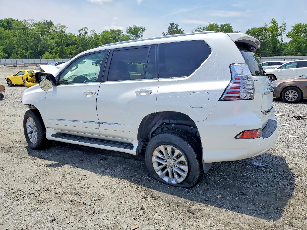 2015 LEXUS GX 460 photo 3