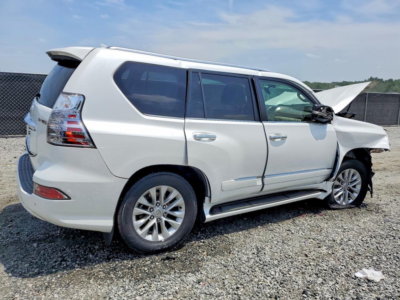 2015 LEXUS GX 460 photo 5
