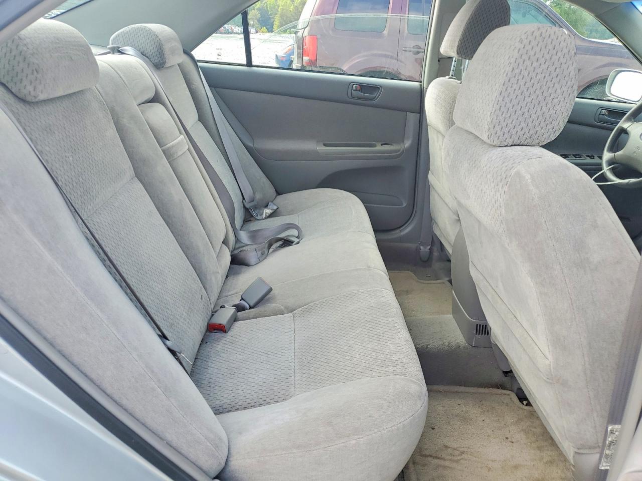2003 TOYOTA CAMRY LE photo 10