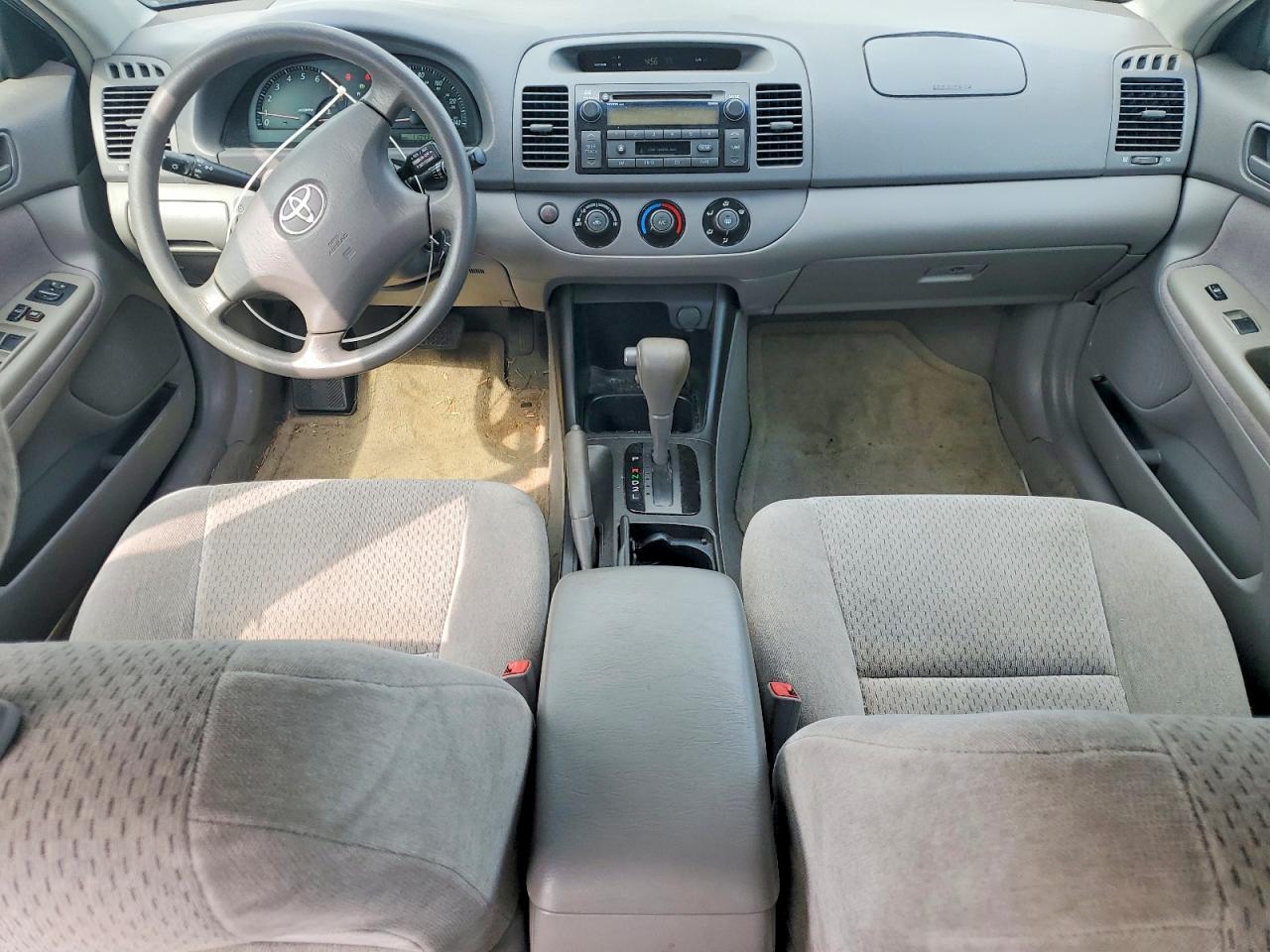 2003 TOYOTA CAMRY LE photo 8