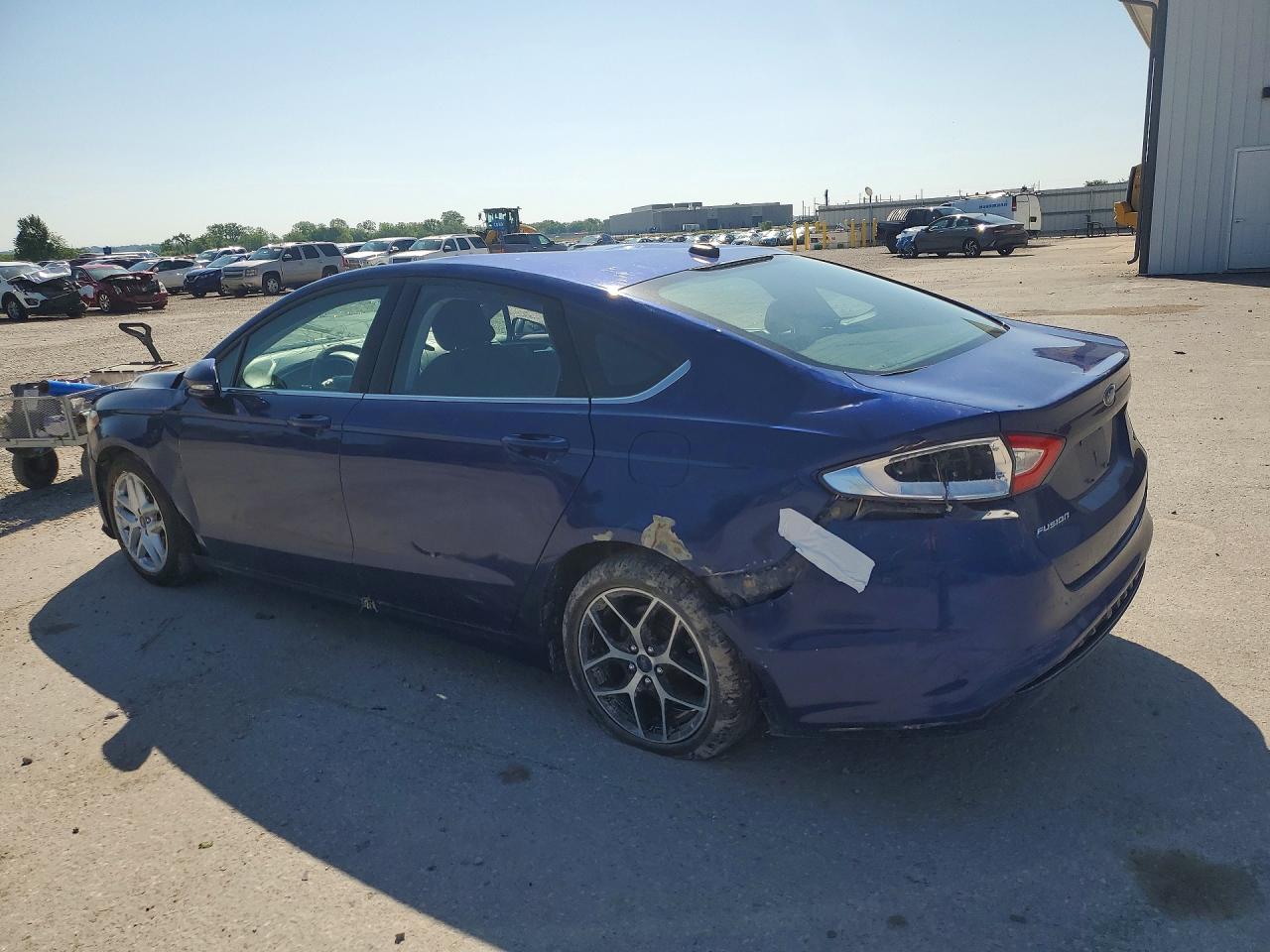2015 FORD FUSION SE photo 2