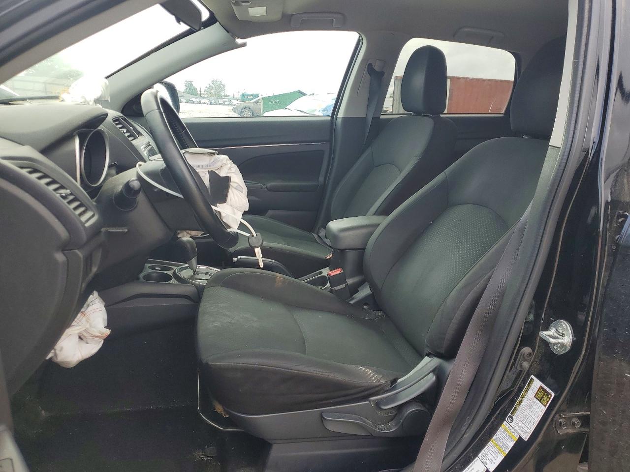 2015 MITSUBISHI OUTLANDER SPORT ES photo 13