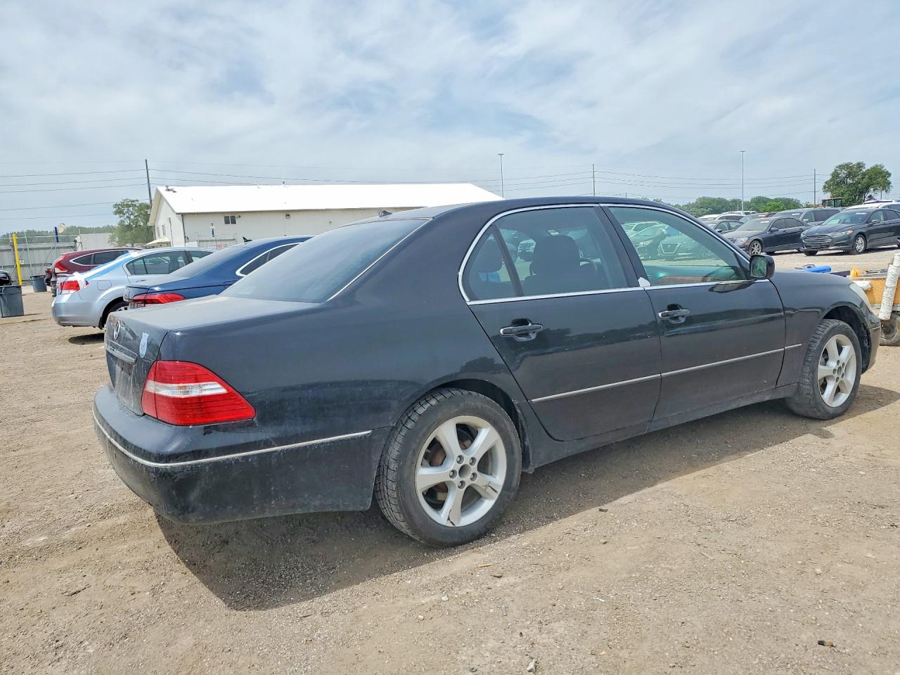 2005 LEXUS LS 430 photo 5
