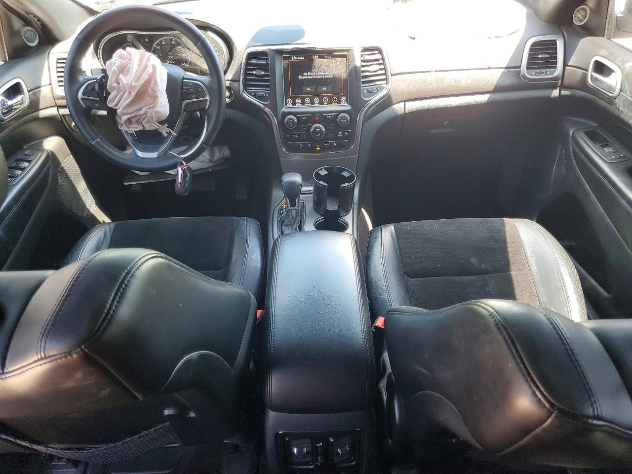 2018 JEEP GRAND CHEROKEE LAREDO photo 15