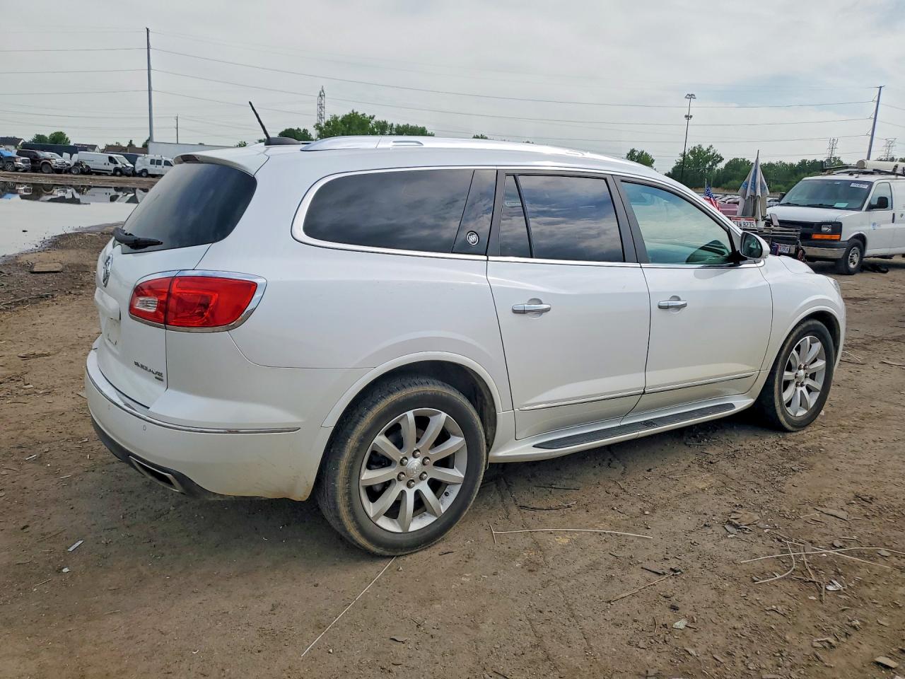 2016 BUICK ENCLAVE photo 5
