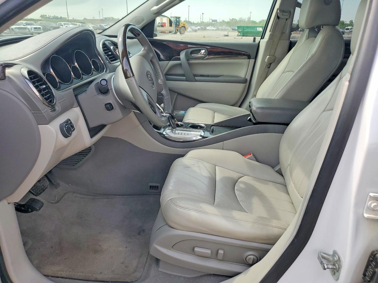 2016 BUICK ENCLAVE photo 13