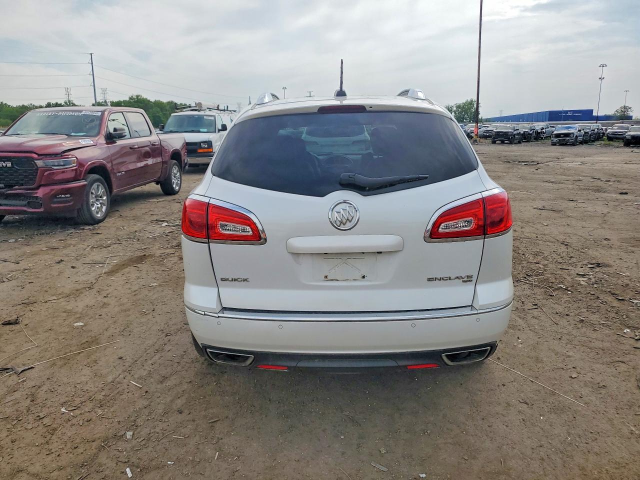 2016 BUICK ENCLAVE photo 11