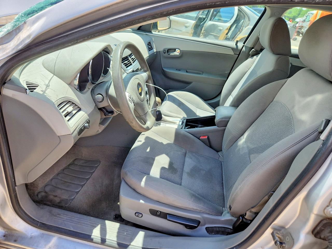 2011 CHEVROLET MALIBU LS photo 7