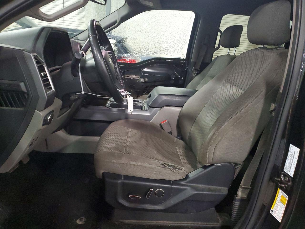 2015 FORD F150 SUPERCREW photo 19