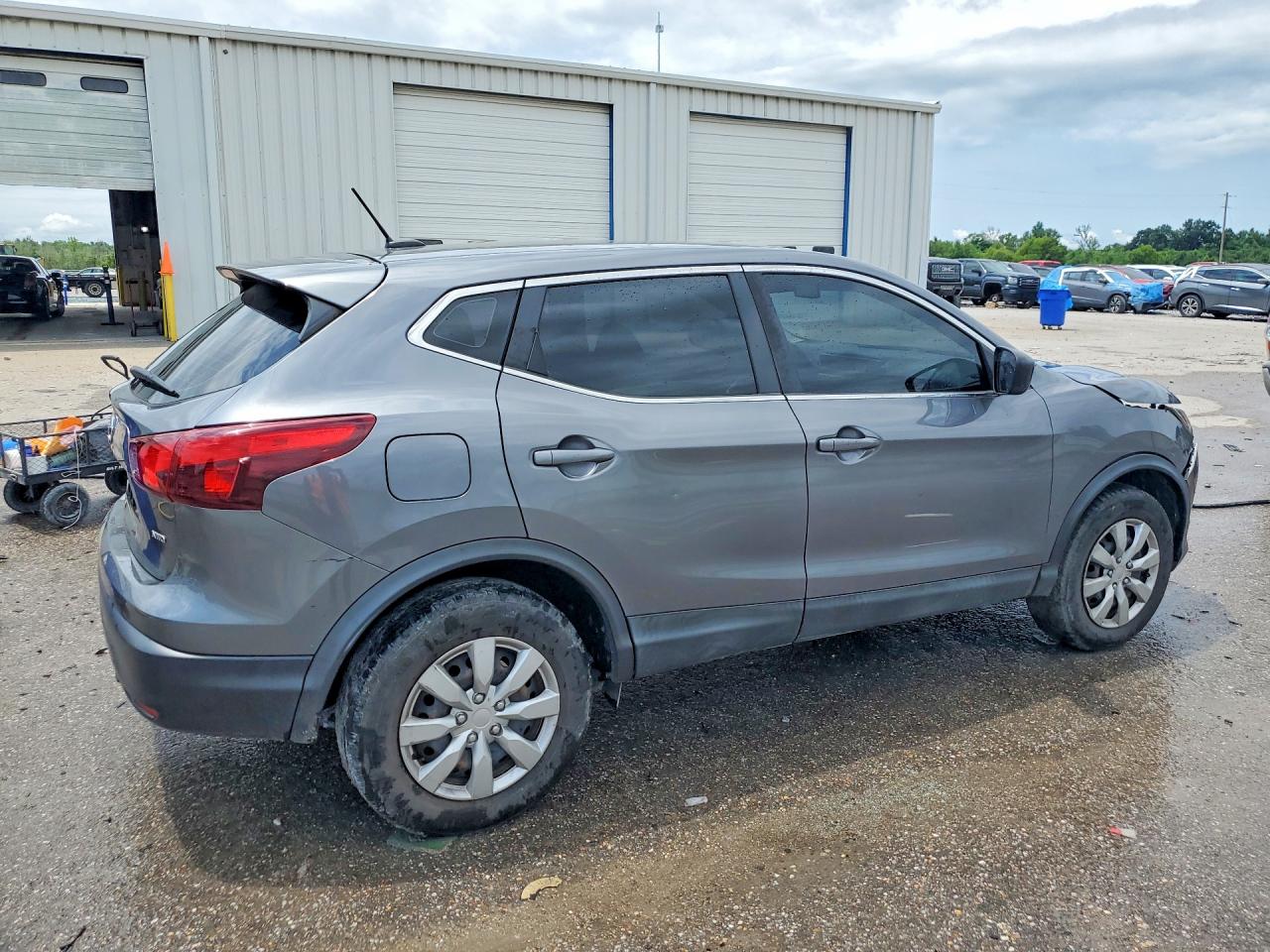 2019 NISSAN ROGUE SPORT S photo 5