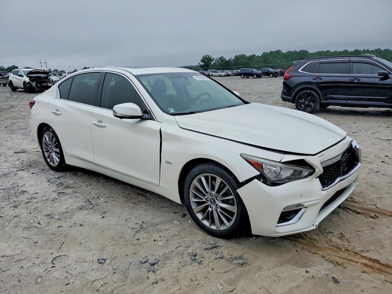2018 INFINITI Q50 3.0T LUXE photo 4