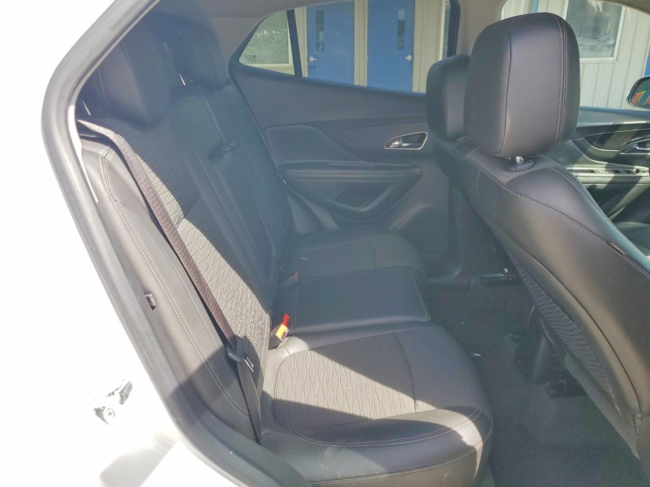 2015 BUICK ENCORE photo 31