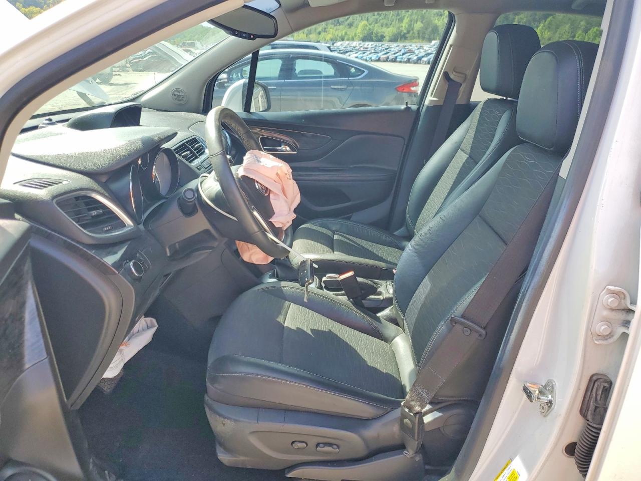 2015 BUICK ENCORE photo 19