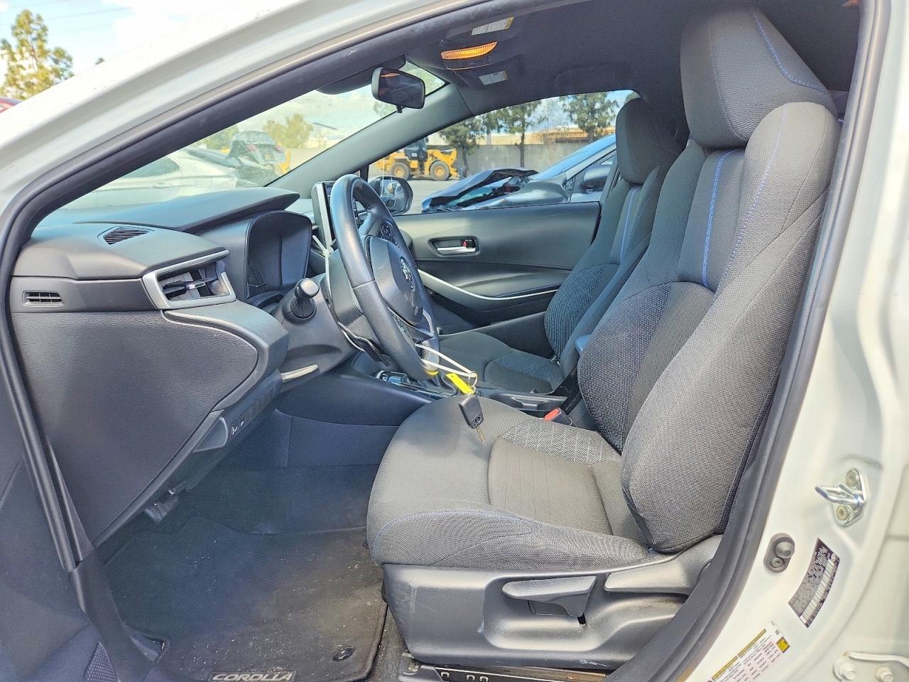 2020 TOYOTA COROLLA SE photo 19