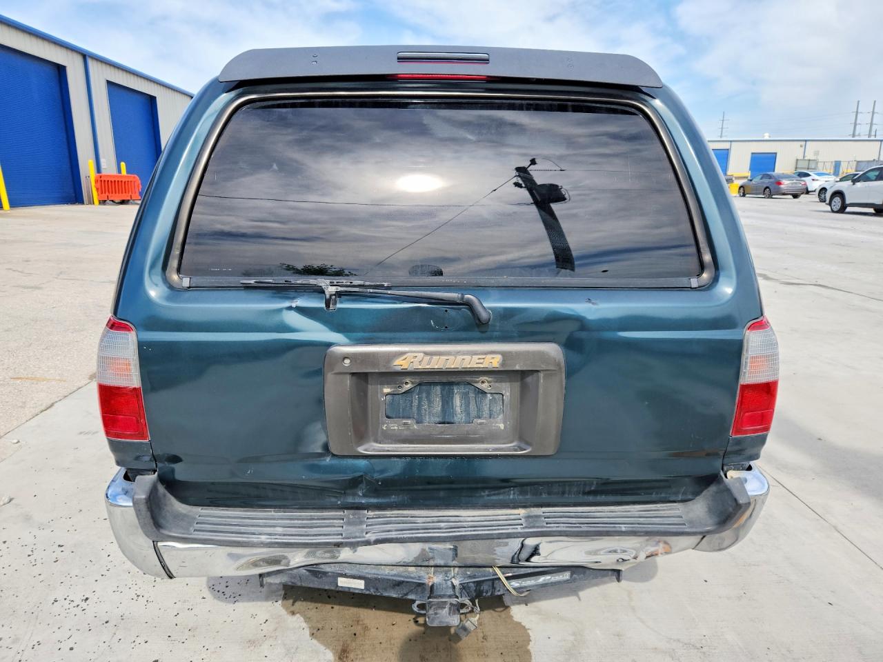 1997 TOYOTA 4RUNNER SR5 photo 6