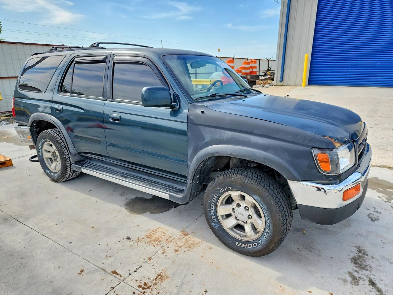 1997 TOYOTA 4RUNNER SR5 photo 4