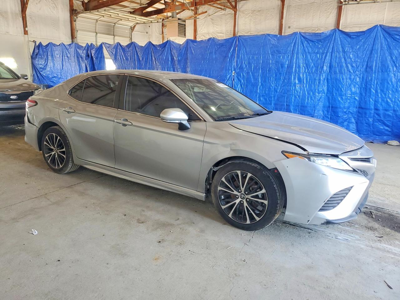 2019 TOYOTA CAMRY SE photo 7