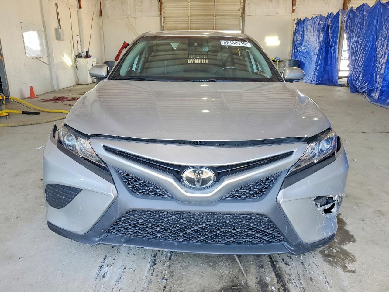2019 TOYOTA CAMRY SE photo 9