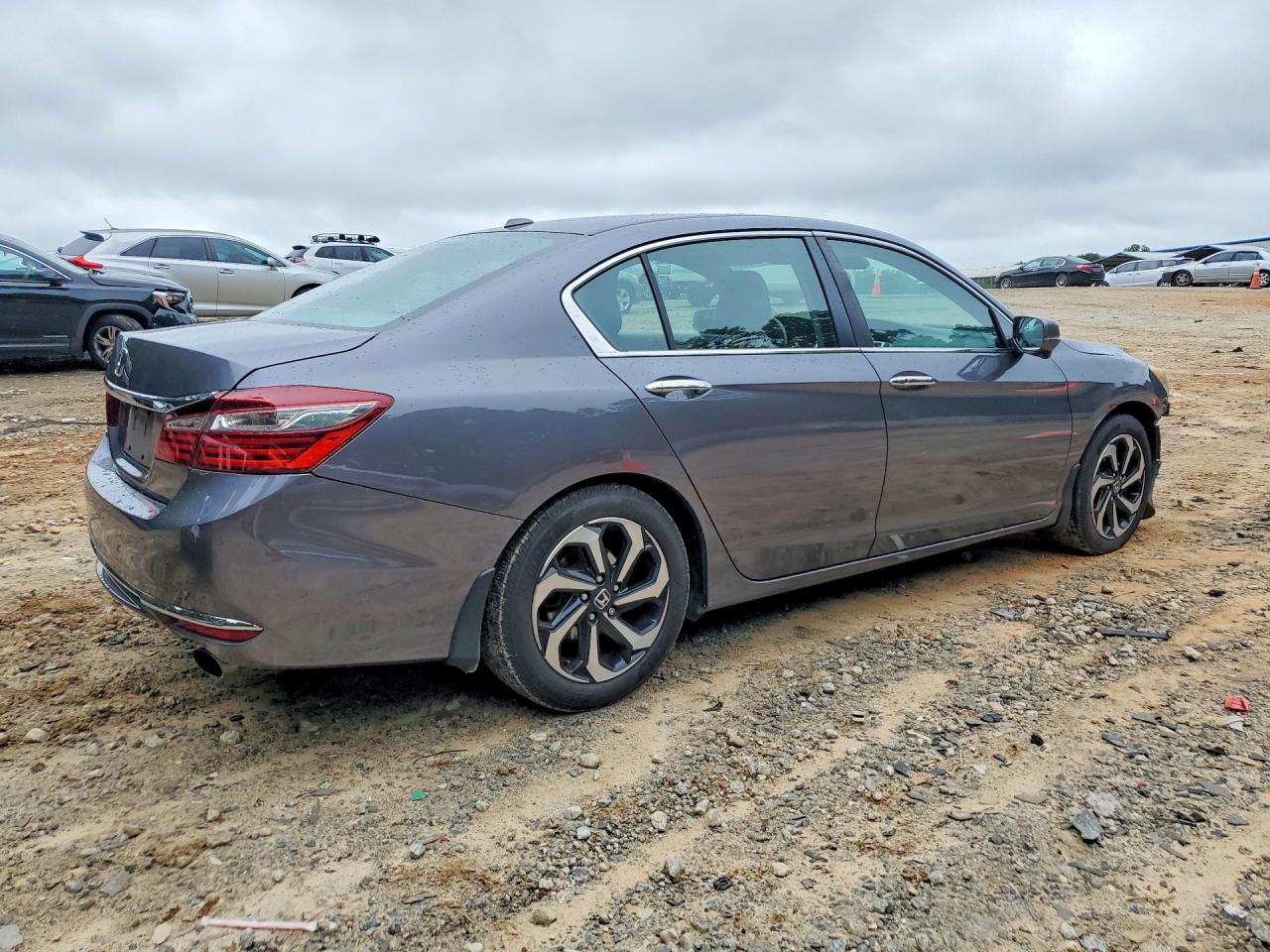 2017 HONDA ACCORD EXL photo 7