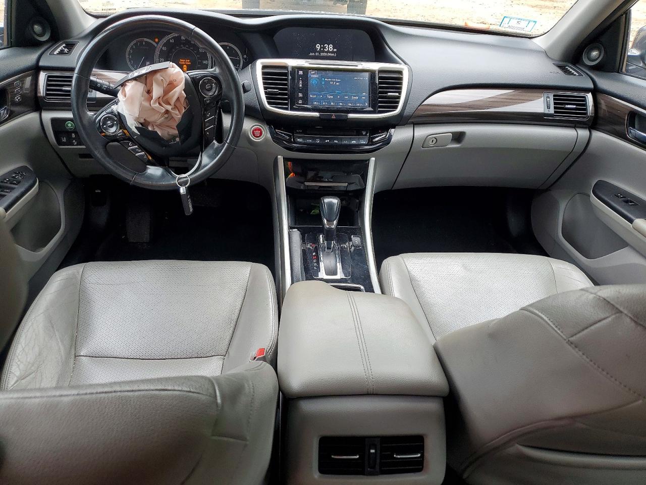 2017 HONDA ACCORD EXL photo 22