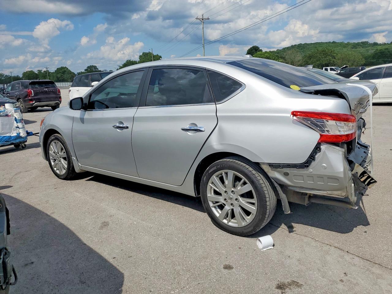 2014 NISSAN SENTRA SL photo 4