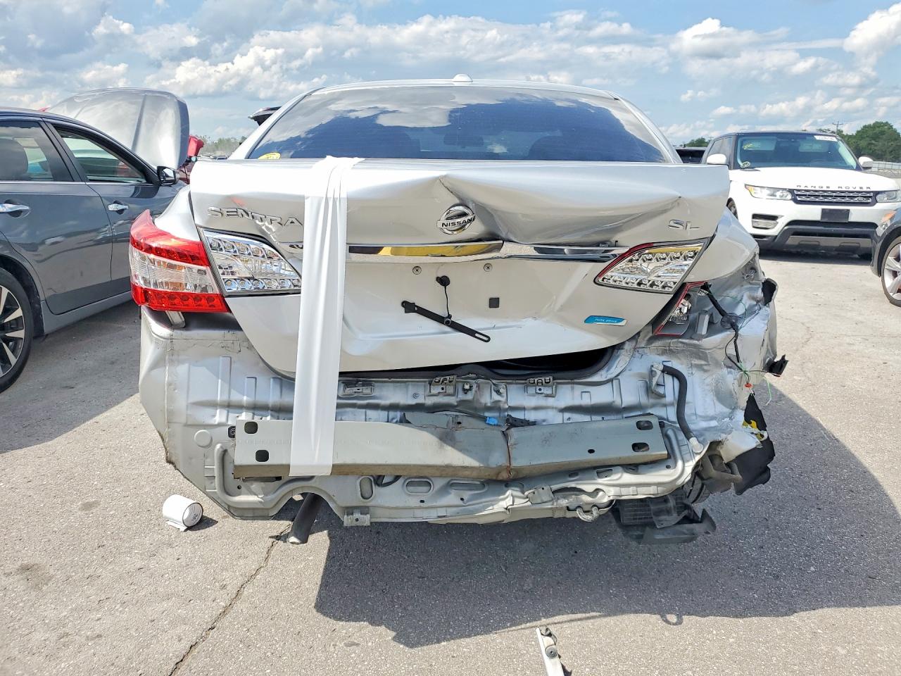 2014 NISSAN SENTRA SL photo 16