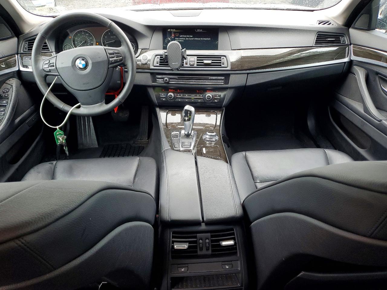 2013 BMW 528 XI photo 22