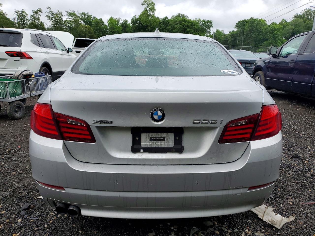 2013 BMW 528 XI photo 16