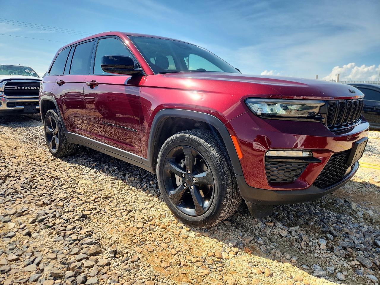 2023 JEEP GRAND CHEROKEE LIMITED photo 4