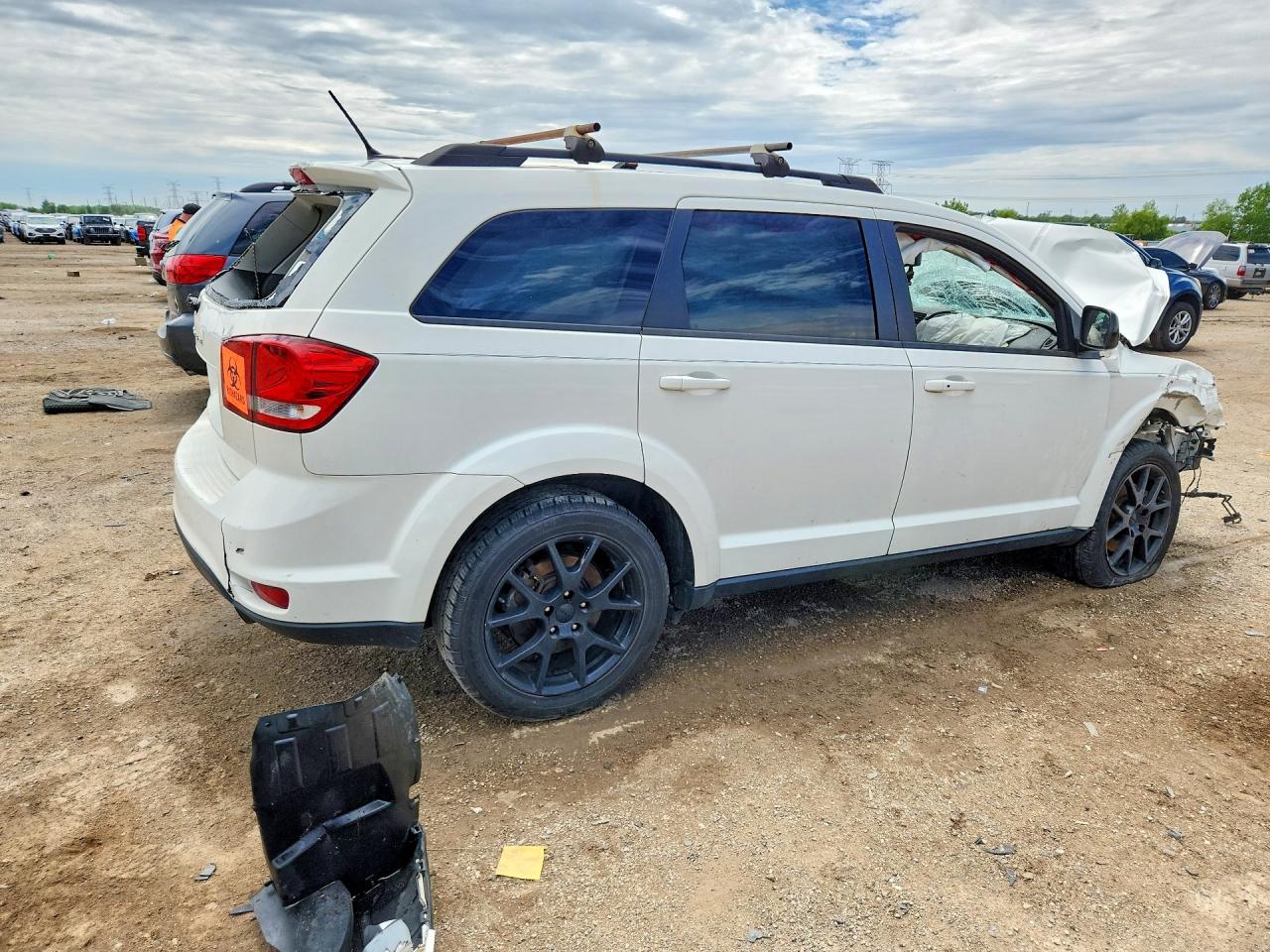 2015 DODGE JOURNEY SXT photo 3