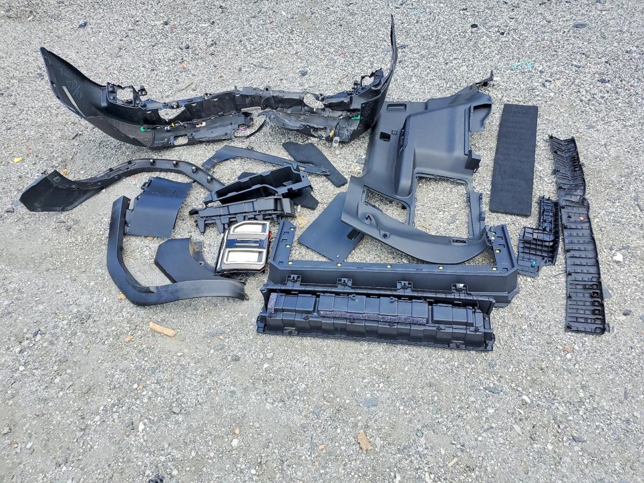 2025 TOYOTA LAND CRUISER BASE photo 23