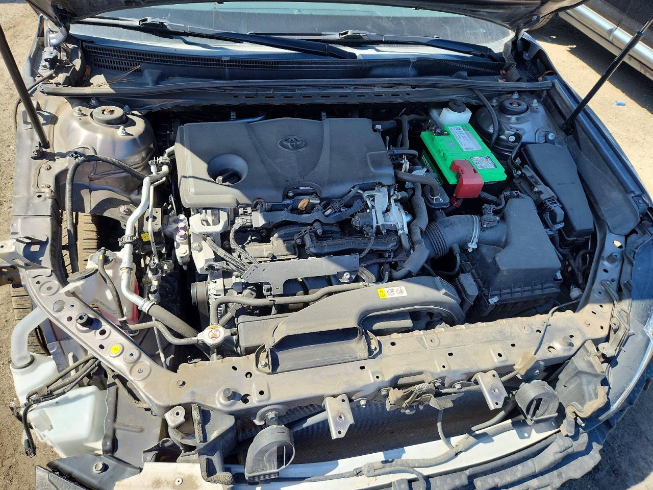 2019 TOYOTA CAMRY SE photo 31