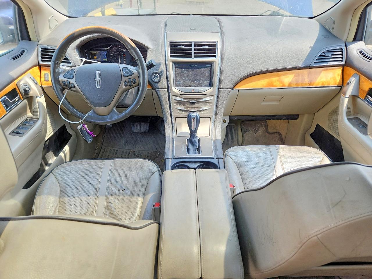 2011 LINCOLN MKX photo 15