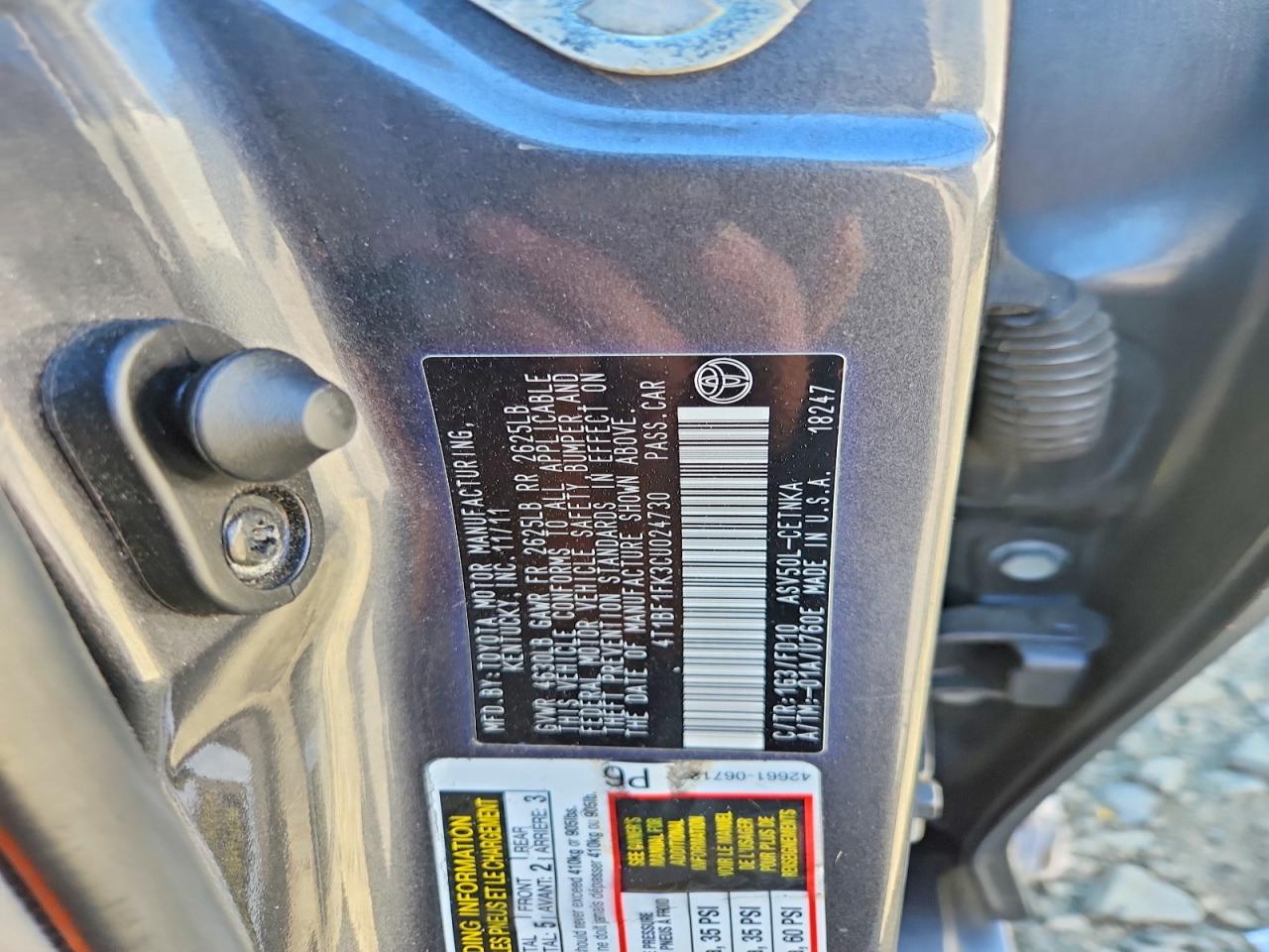 2012 TOYOTA CAMRY LE photo 25