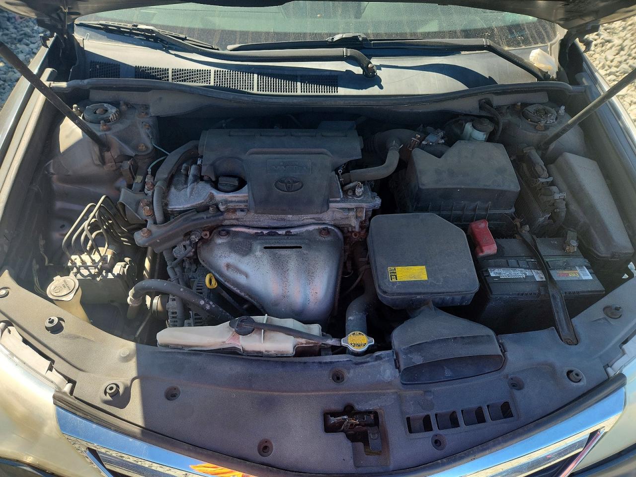 2012 TOYOTA CAMRY LE photo 23