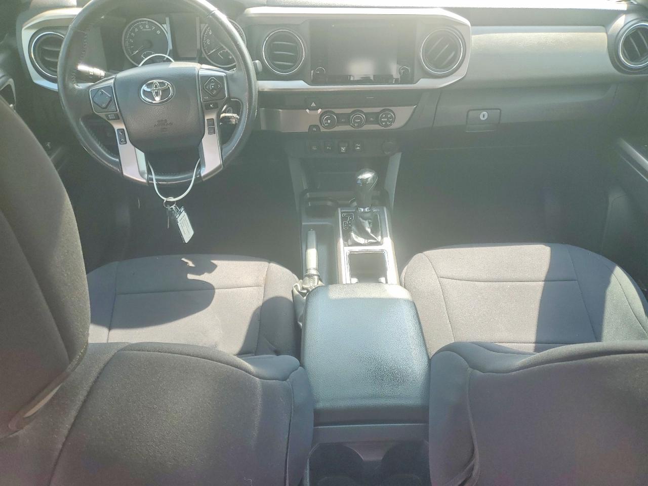 2019 TOYOTA TACOMA SR5 V6 photo 15