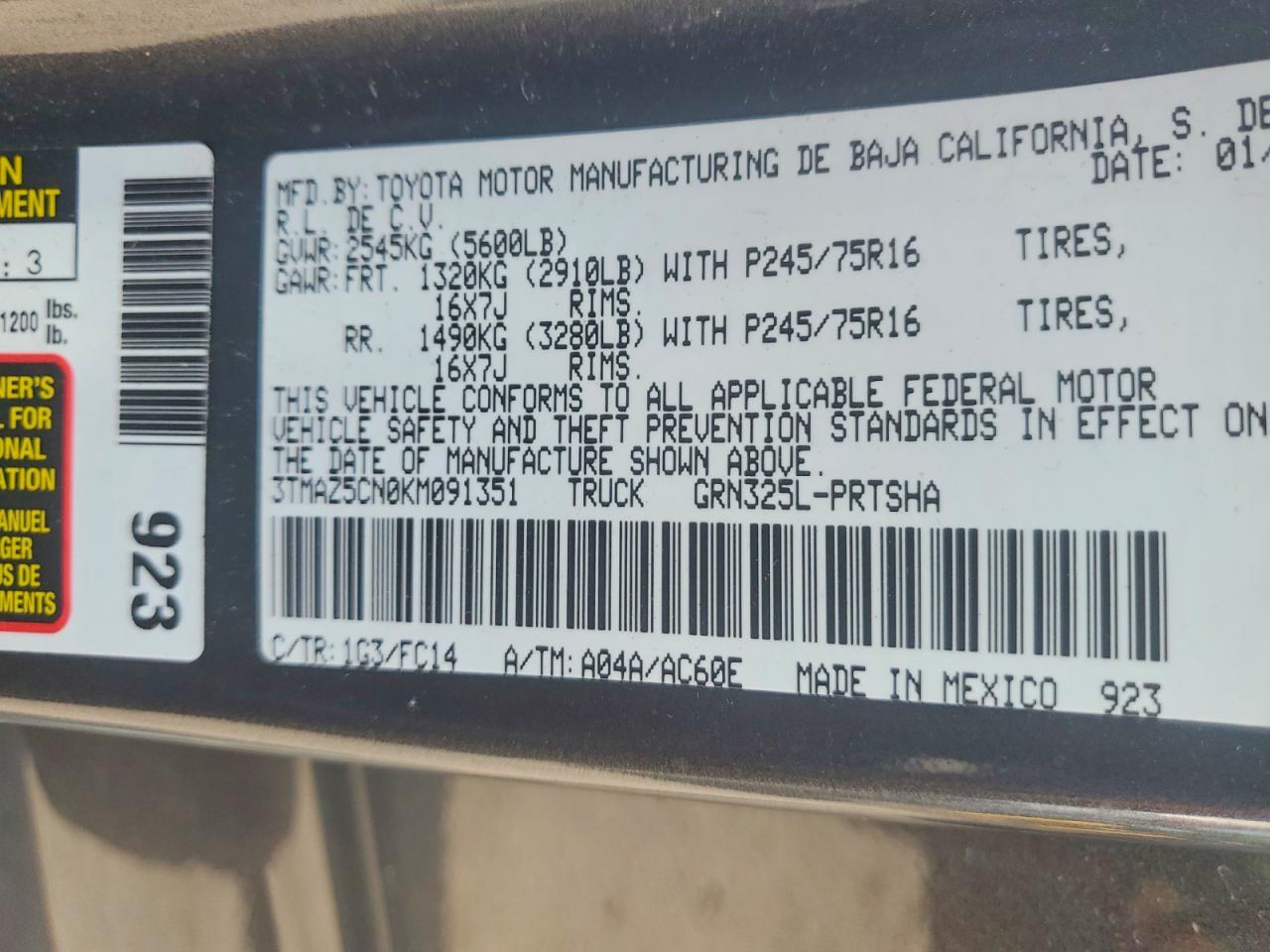 2019 TOYOTA TACOMA SR5 V6 photo 23