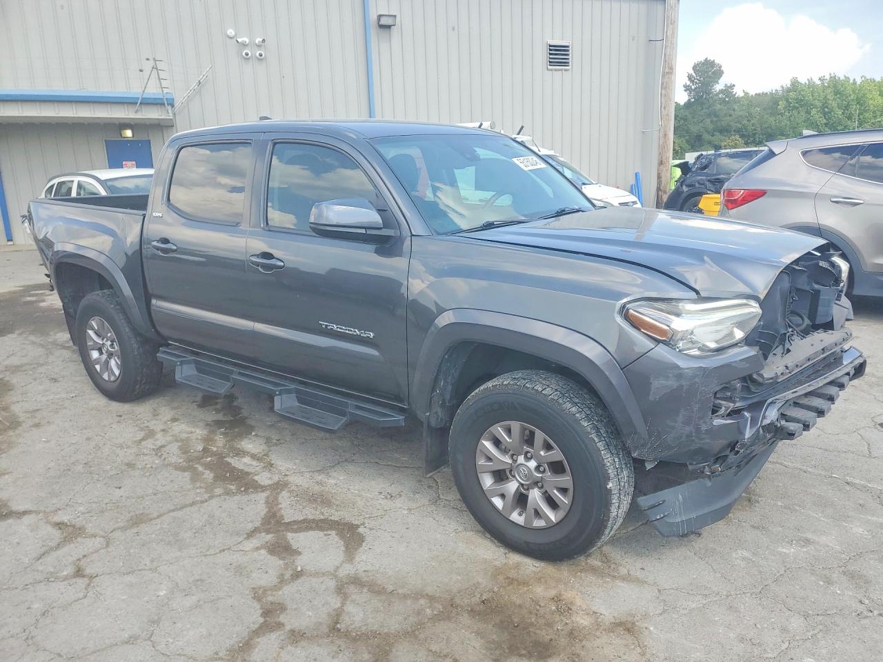 2019 TOYOTA TACOMA SR5 V6 photo 7