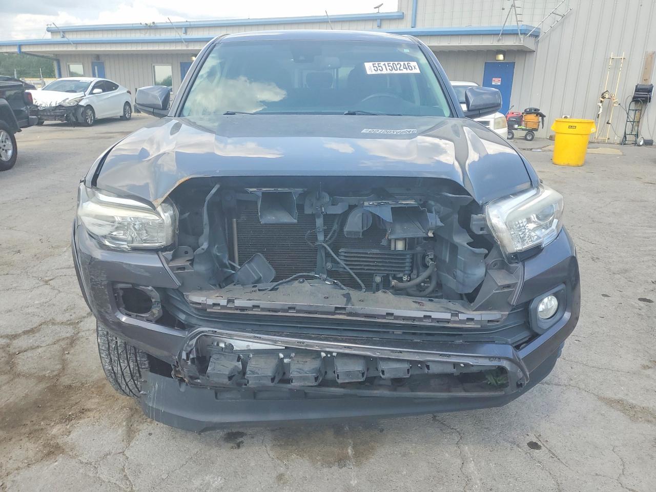 2019 TOYOTA TACOMA SR5 V6 photo 9