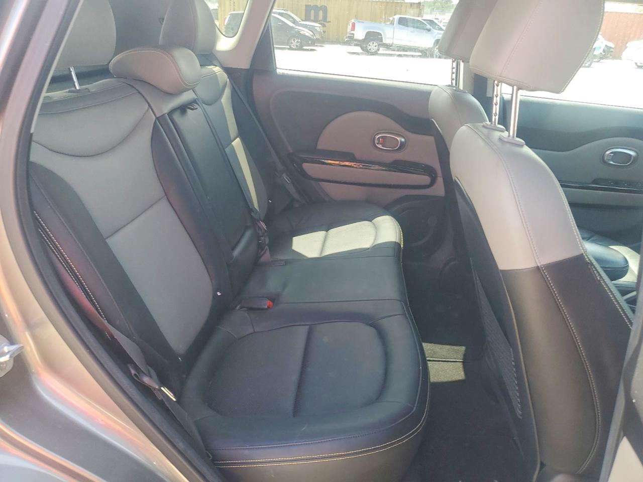 2016 KIA SOUL + photo 28