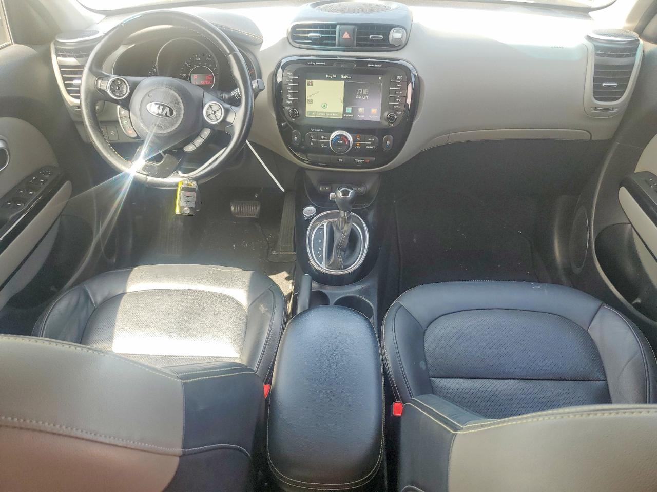2016 KIA SOUL + photo 22