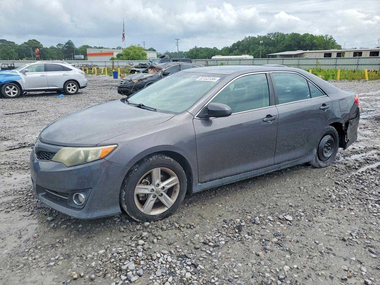 2014 TOYOTA CAMRY