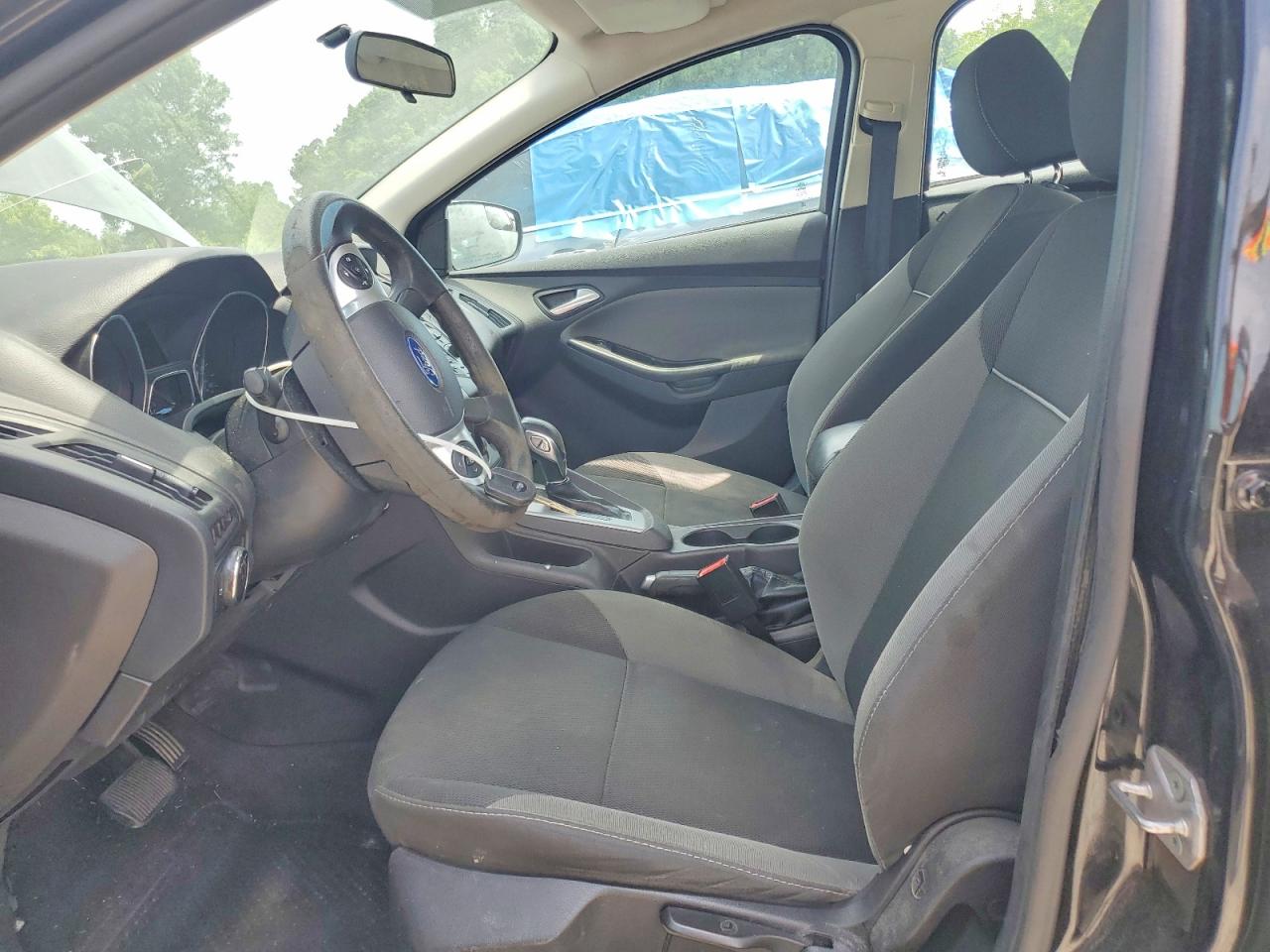 2014 FORD FOCUS SE photo 7