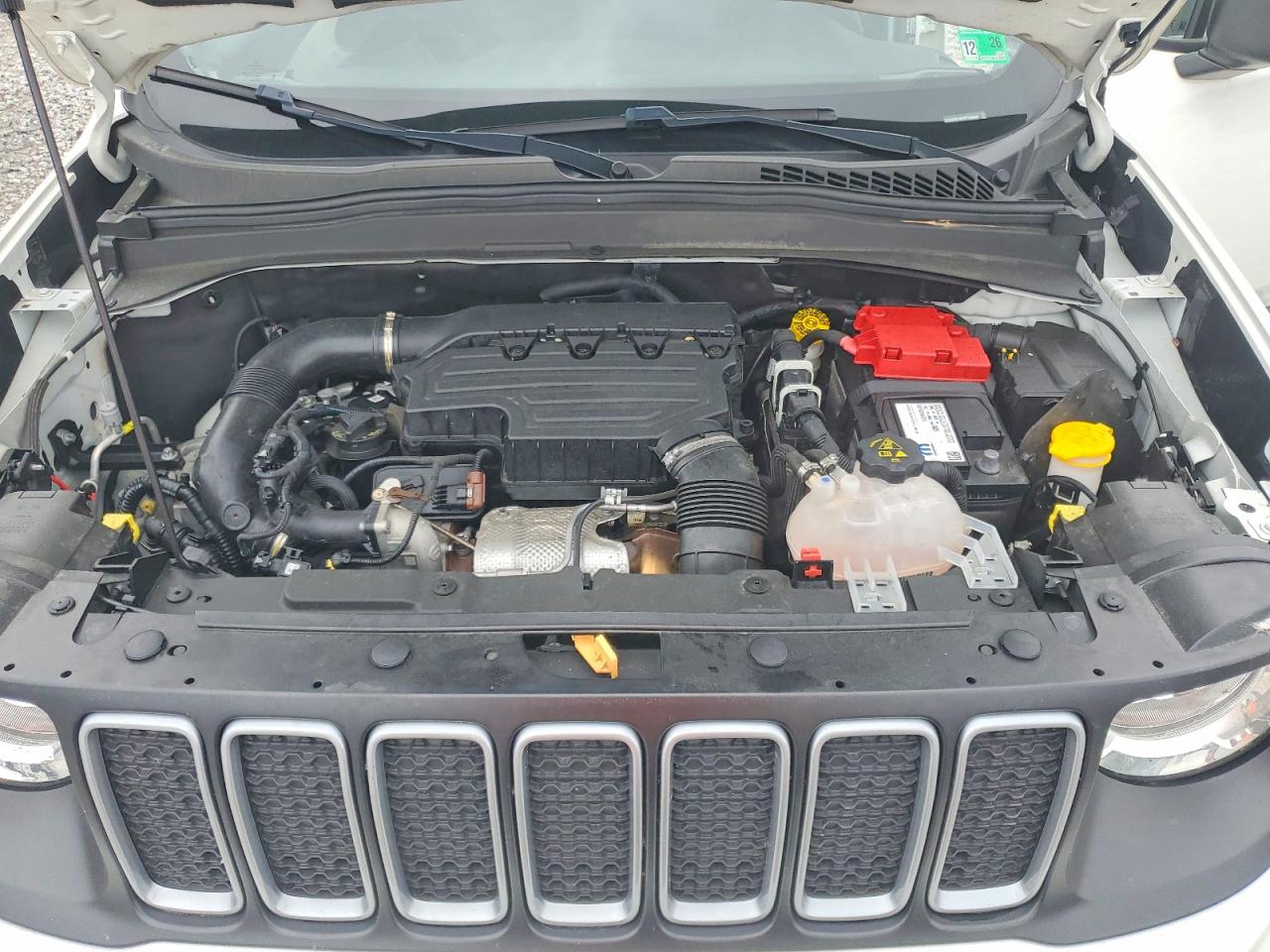 2023 JEEP RENEGADE LATITUDE photo 31